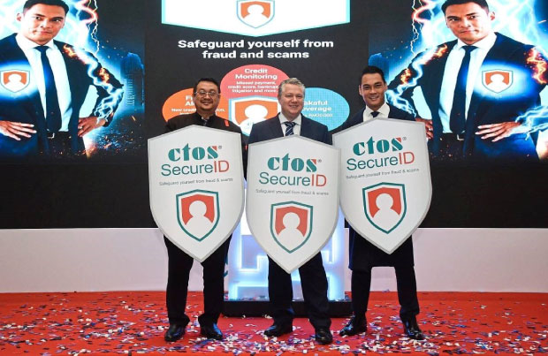(From left) Amirudin, Martin and Hisyam launching CTOS SecureID.